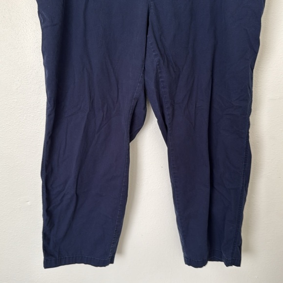 Old Navy Women’s Easy Chino Pants in Navy - Picture 3 of 8